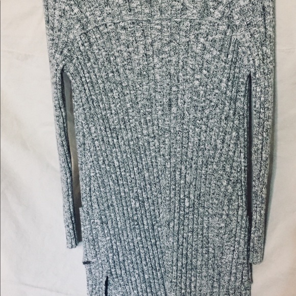 HOLLISTER black & white long unstructured cardigan. - Picture 4 of 10